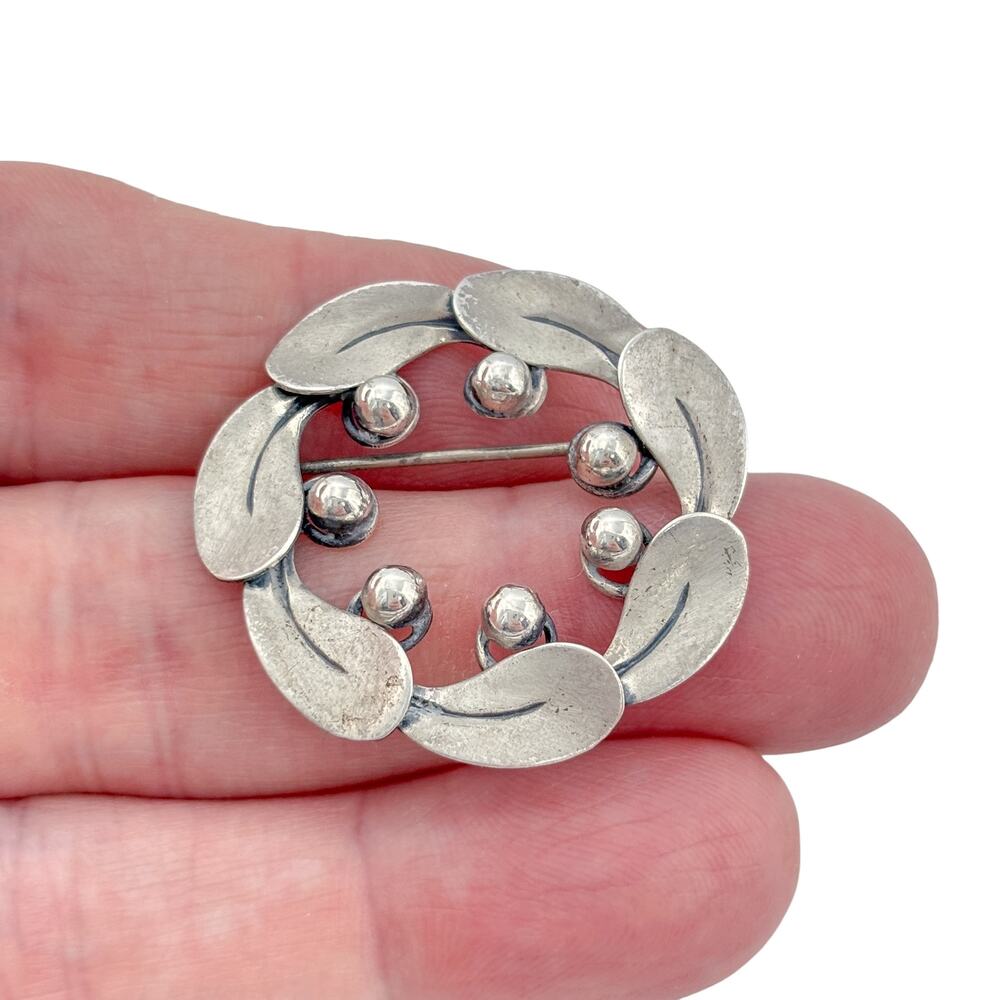 Vintage Sterling Silver 925 Leaf Wreath Brooch